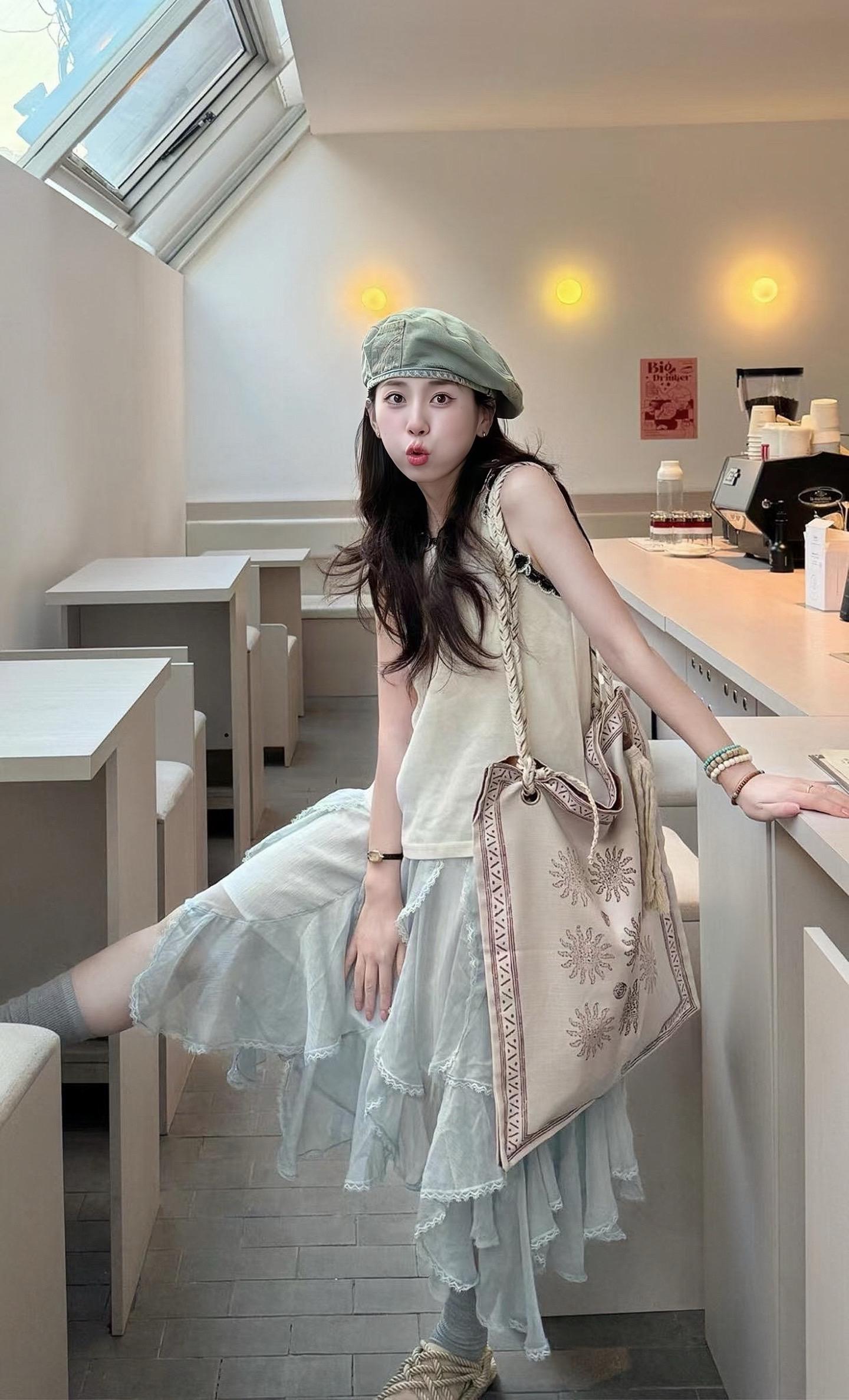 ootd穿搭分享 穿搭ootd 温柔风穿搭 早秋韩系氛围感穿搭 小众设计感