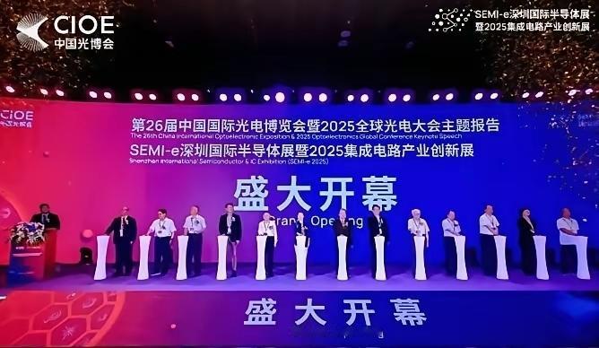 稀土管制的思路和作用，我的理解是：你卡我芯片，我就卡你稀土。你不让
