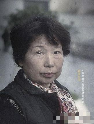 老杜在许敏的进程中捣乱不是他自己干的显然是有一伙人在背后操控的。他威胁许
