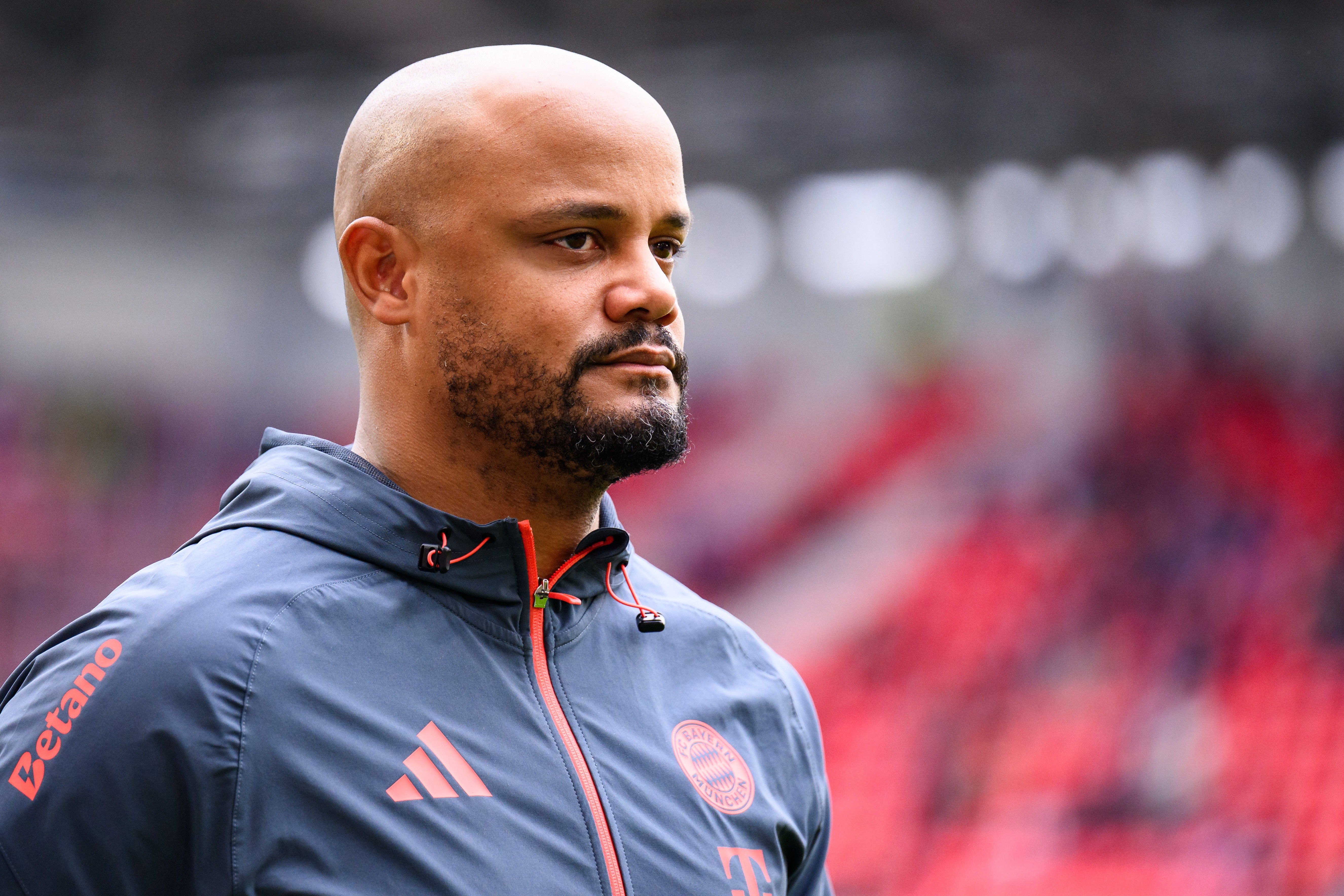 4月27日讯德甲第31轮，拜仁客场让3追4逆转美因茨，豪取各项赛事9连胜。赛后