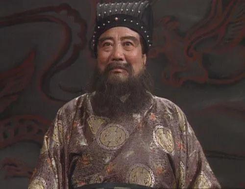 今日话题：司马昭都敢弑君，为何董卓却不敢？？？网友甲：首先是董卓还没有掌控得