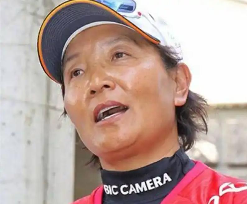 “我放弃中国国籍，成为一名日本人，就是为了打败中国队”，此言一出，任艳丽的父亲第