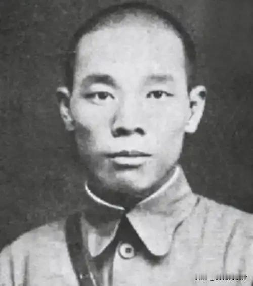 换旁人早躺平了，钟松偏要硬刚！他挑了三百多个山里长大的兵，个个脚底板沾泥、手上有