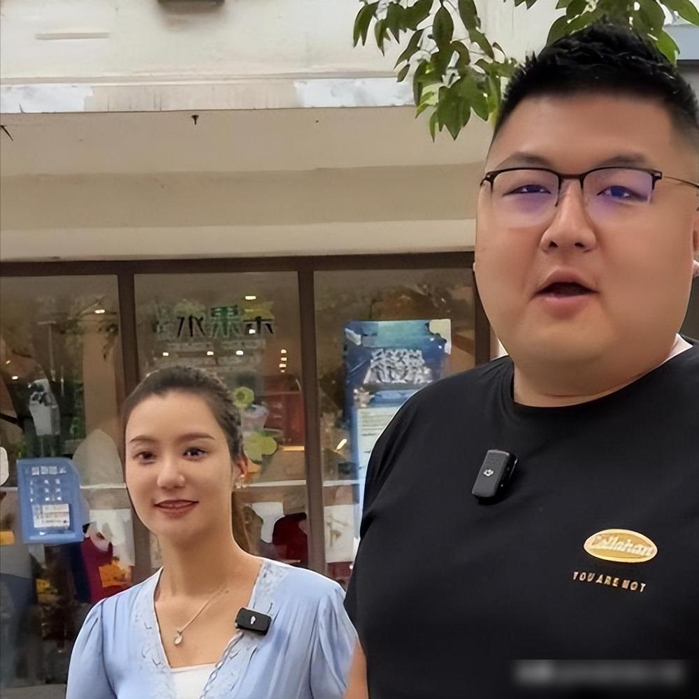 这瓜吃得真让人不舒服。猴哥离婚才两天，黄晓明莫名其妙就被拖下水了。现在网