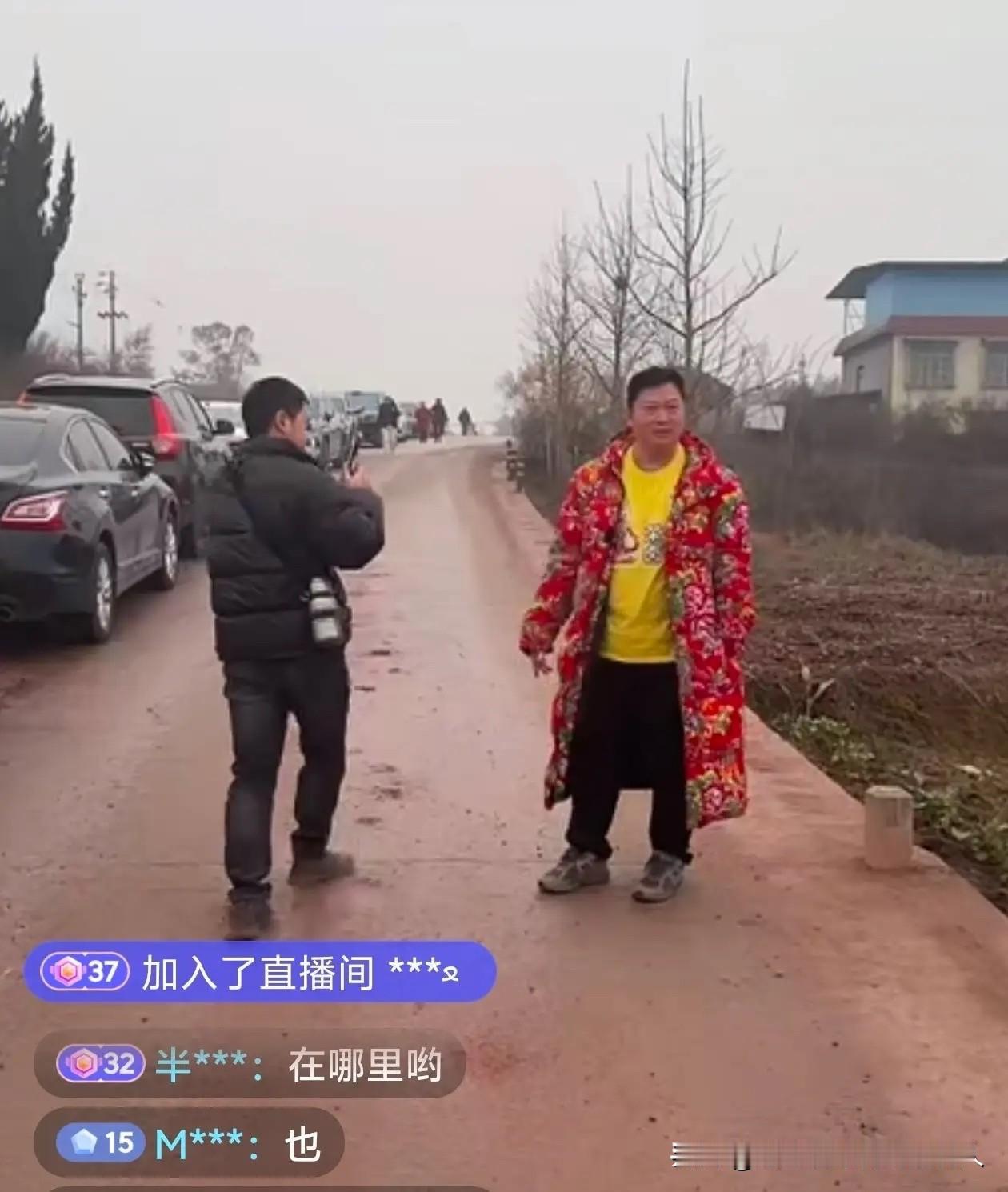 卤鹅哥也来助阵啦！合川文旅成功接住了“刨猪汤”带来的流量热潮！合川有位本地博