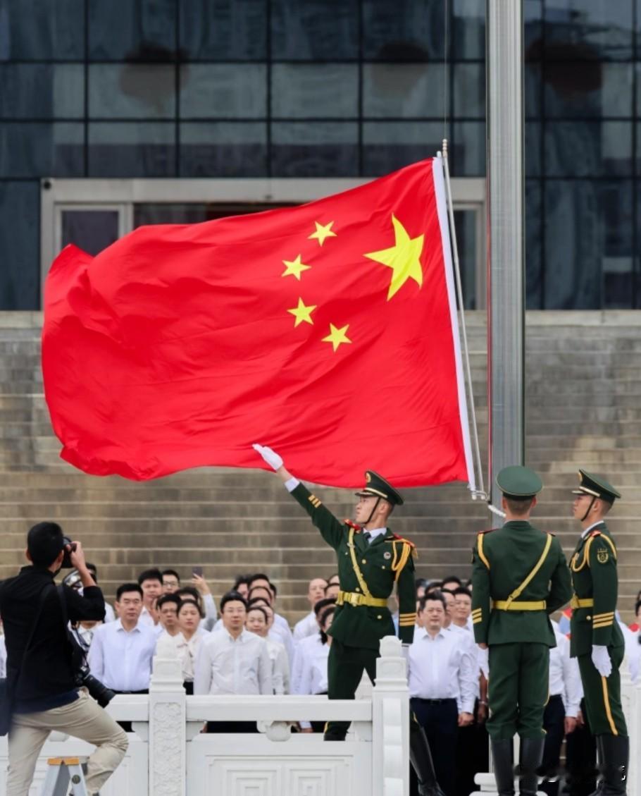 打击台独，强硬表态。7月1这一天格外神圣，恰逢中国共产党成立105周年。大会