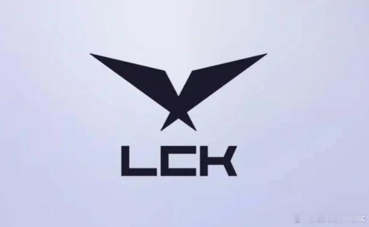 真有点羡慕了，随着GEN再次捧起MSI冠军奖杯，LCK已经国际赛六连冠。包括20