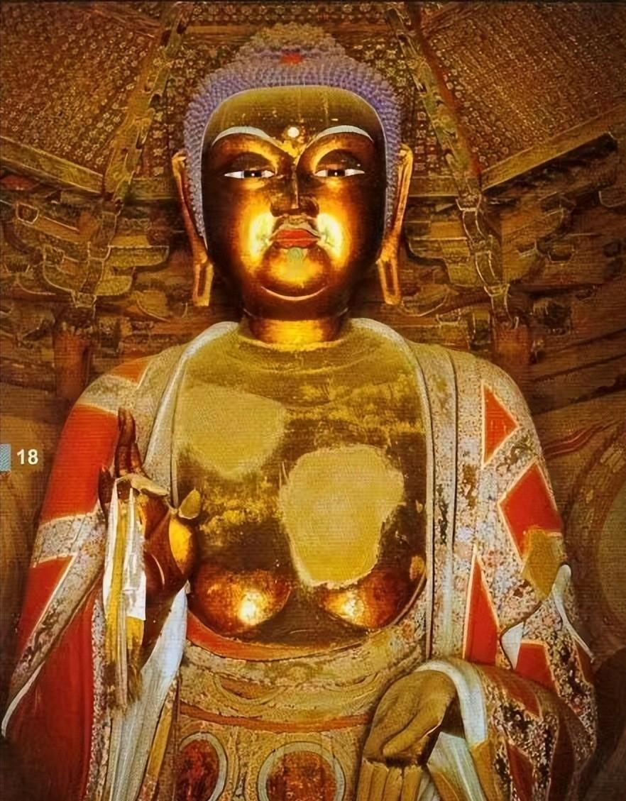 1974年，木匠在维修应县木塔时，发现二层的一尊佛像肚子背面，有个老鼠洞，在清理