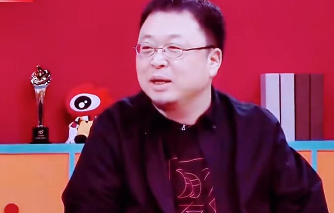 2020年，罗永浩跟周鸿祎有一场直播对话，罗说自己当时靠直播带货还了4亿欠款，周