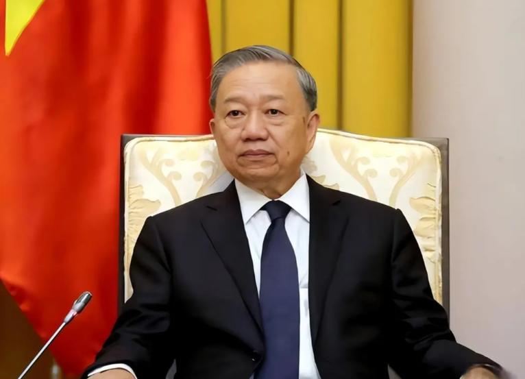 乌克兰的下场，难保不是越南以后的下场。俄乌冲突教会他们一件事：有靠山也好，没靠山