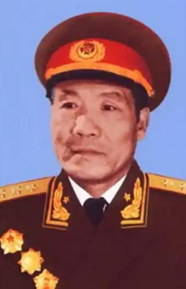 开国上将李达在老家有一个大儿子，1959年来找李达，想让父亲给他安排一份工作，李