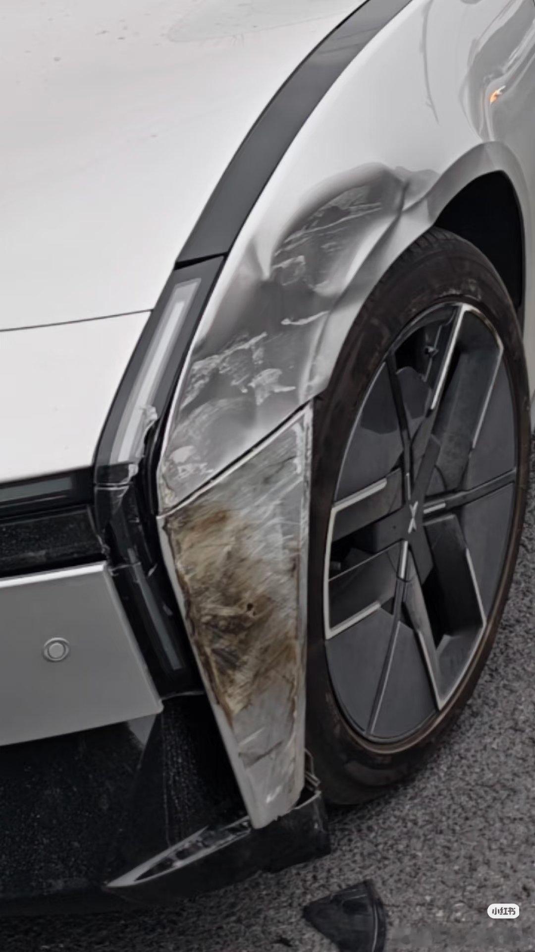 之前拍摄的时候就担心这一幕会发生。