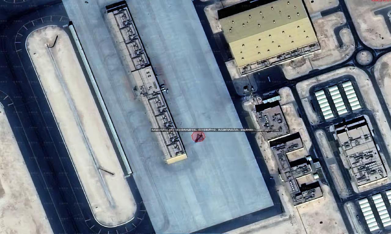一颗中国卫星突然发现了12架美国F-15E战斗机出现在卡塔尔杜汉基地。中国卫
