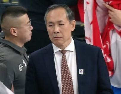 北京北汽队现在是怎么了？比赛最后不到4分钟还87：78领先9分呢，结果从此刻到比
