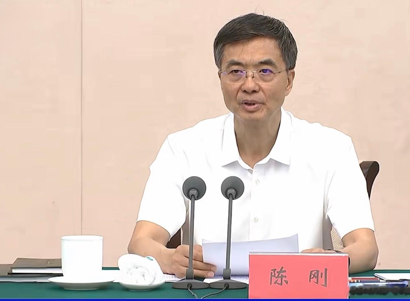 广西表态了，要加快重建工作。毕竟这一次水灾来势汹汹，接下来清理淤泥，加快通信、水
