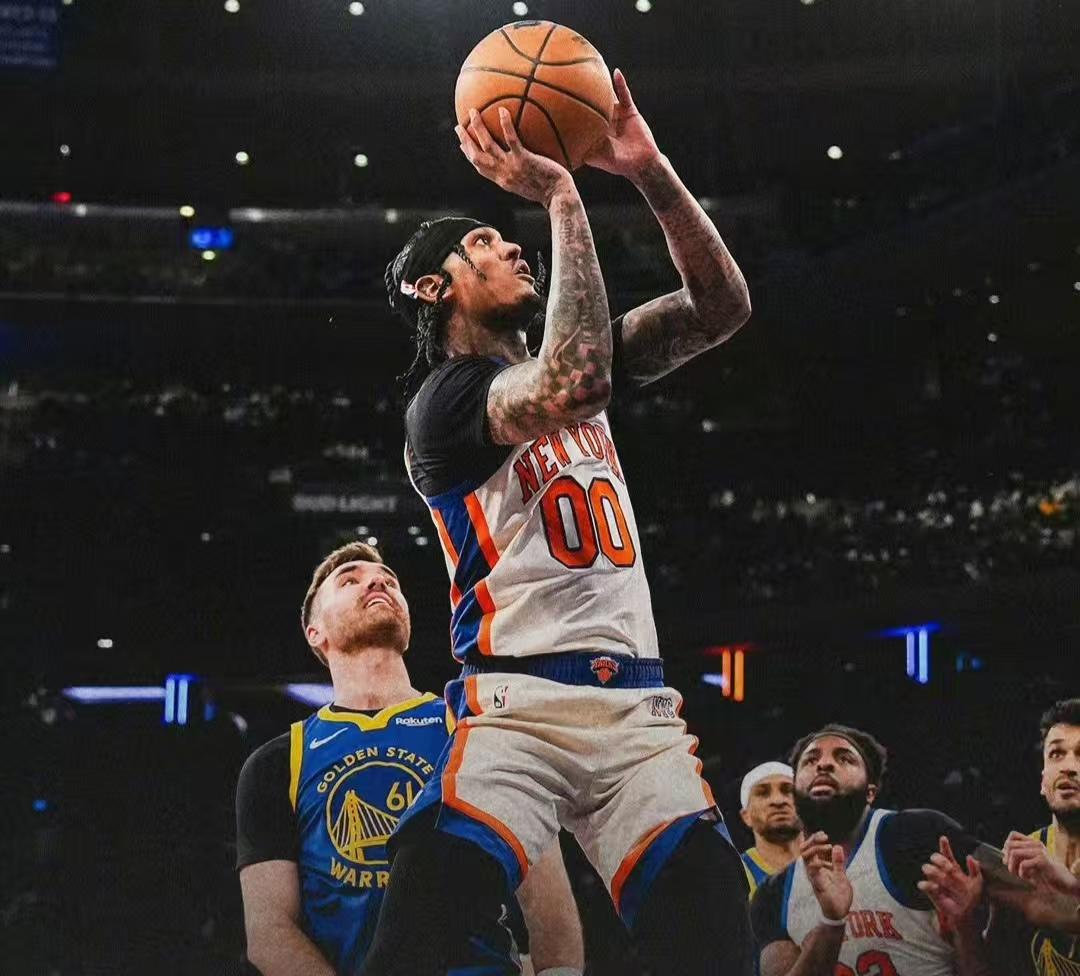 勇士惨遭尼克斯21分大逆转！练兵吧，不要再想季后赛了库里、巴特勒、铂金、霍福德