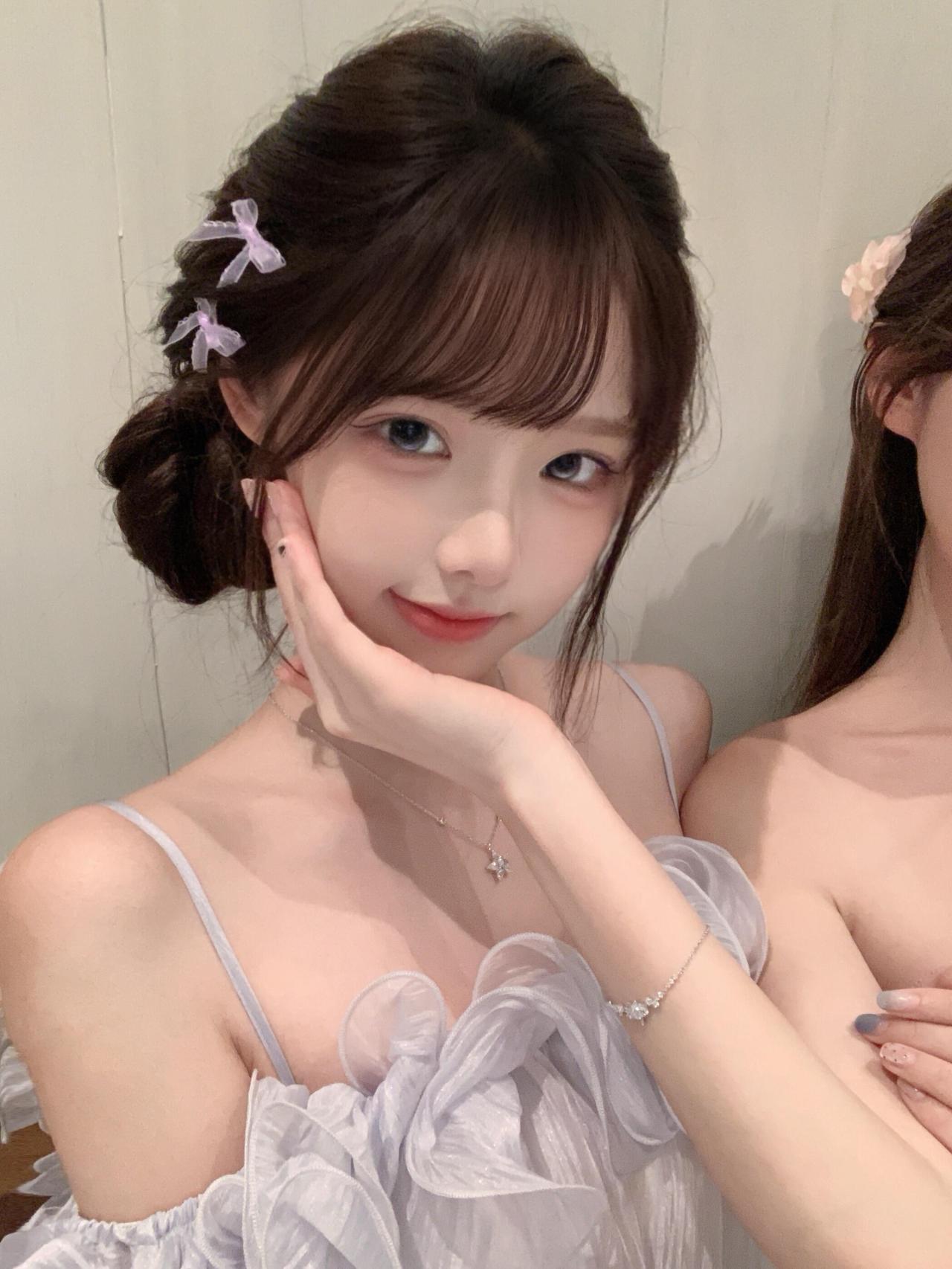 两颗缠绕的心♡会走同一条路～终于和好朋友拍上这个姿势啦！好适合闺蜜一起拍！