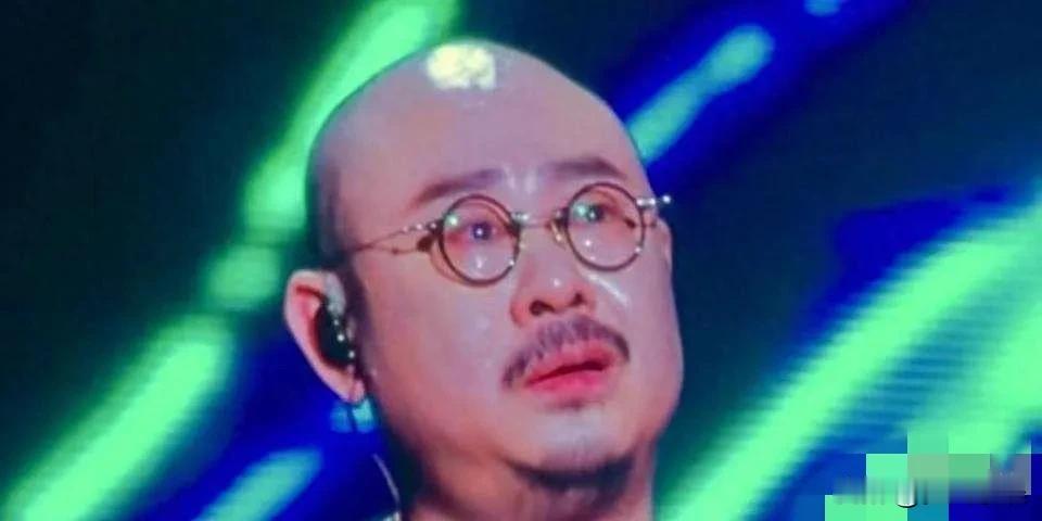马户又鸟们，彻底慌了！刀郎再登神坛！8月17日，华语金曲奖颁奖礼在广州举行，