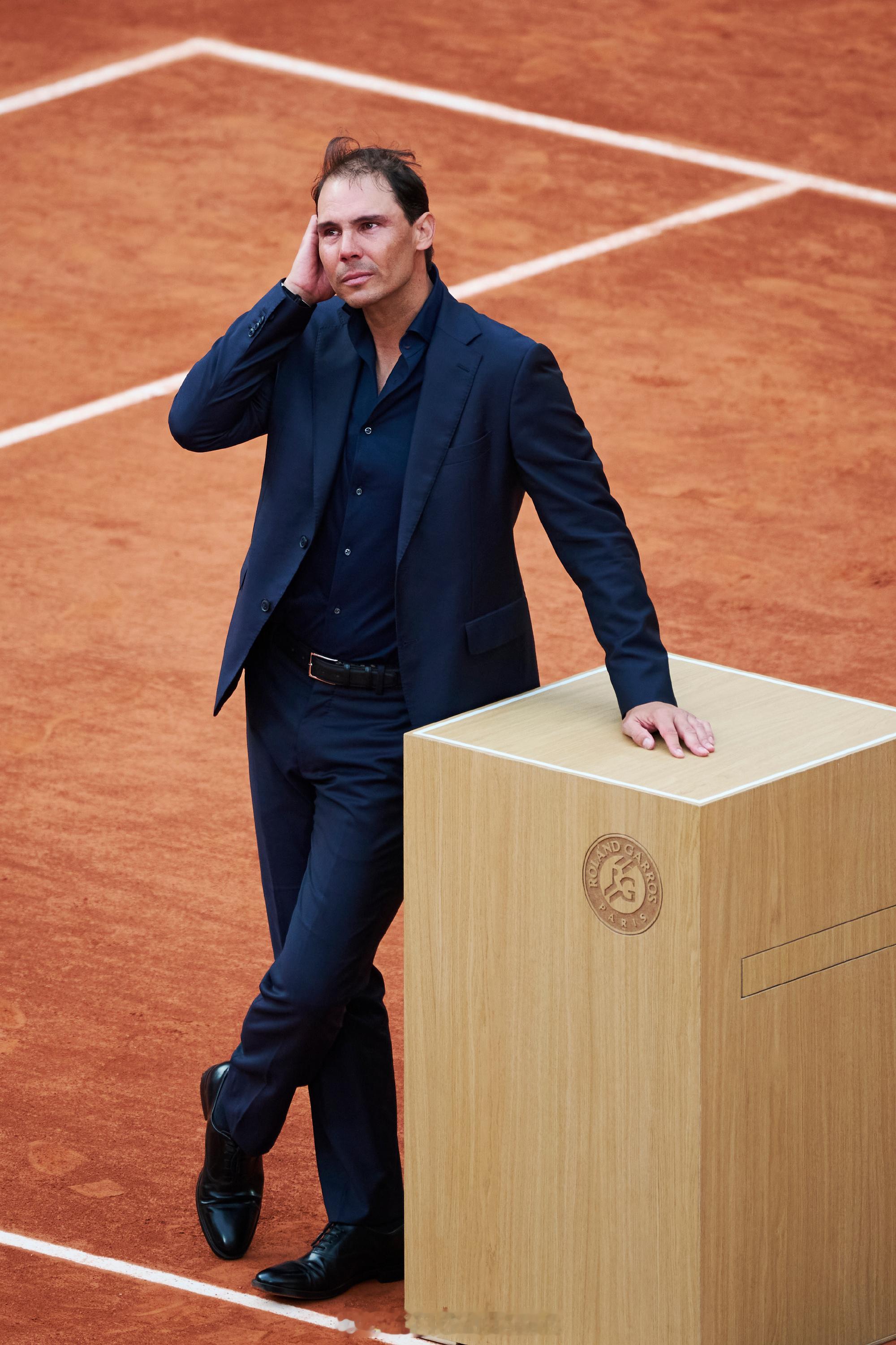 纳达尔还透露退役后的网球生活，他计划增加打球频率，同时也谈到了今后与费德勒、德约