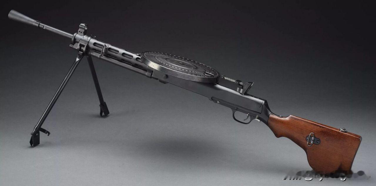 苏联DP-277.62毫米捷格佳廖夫步兵机枪于1923年由捷格佳廖夫本人倡议