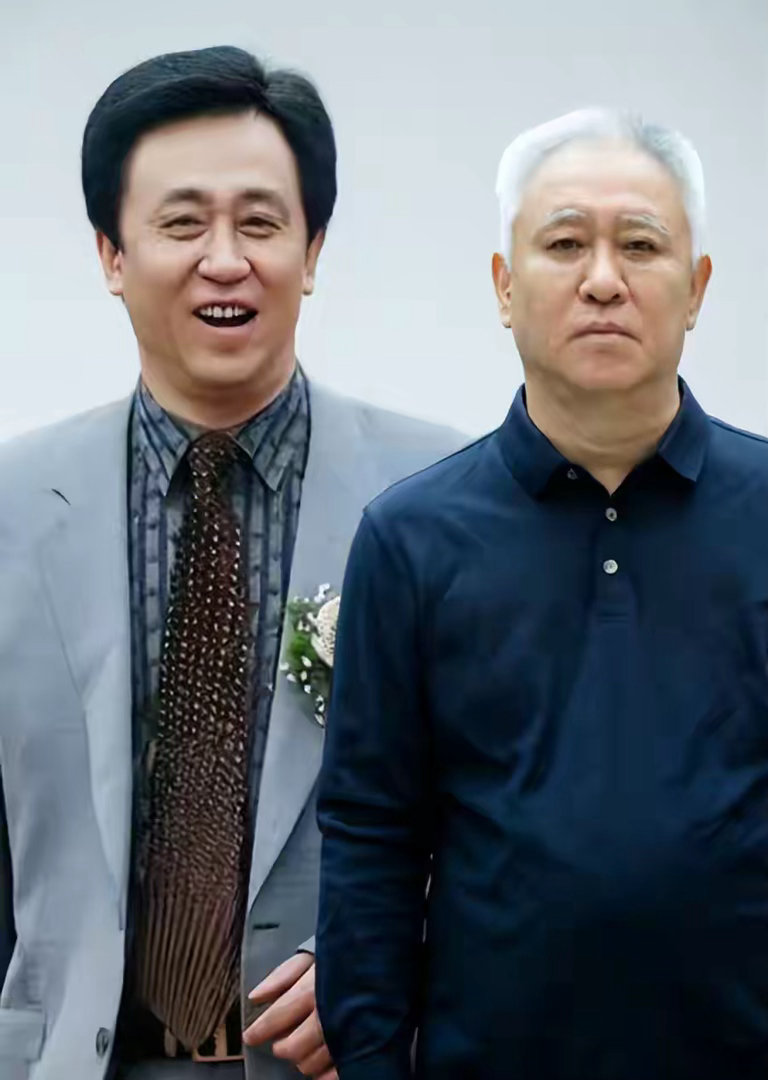 许家印，“判”若两人！“恒大”名不副实，“心大”却让人佩服。尘埃落定之后，许家印