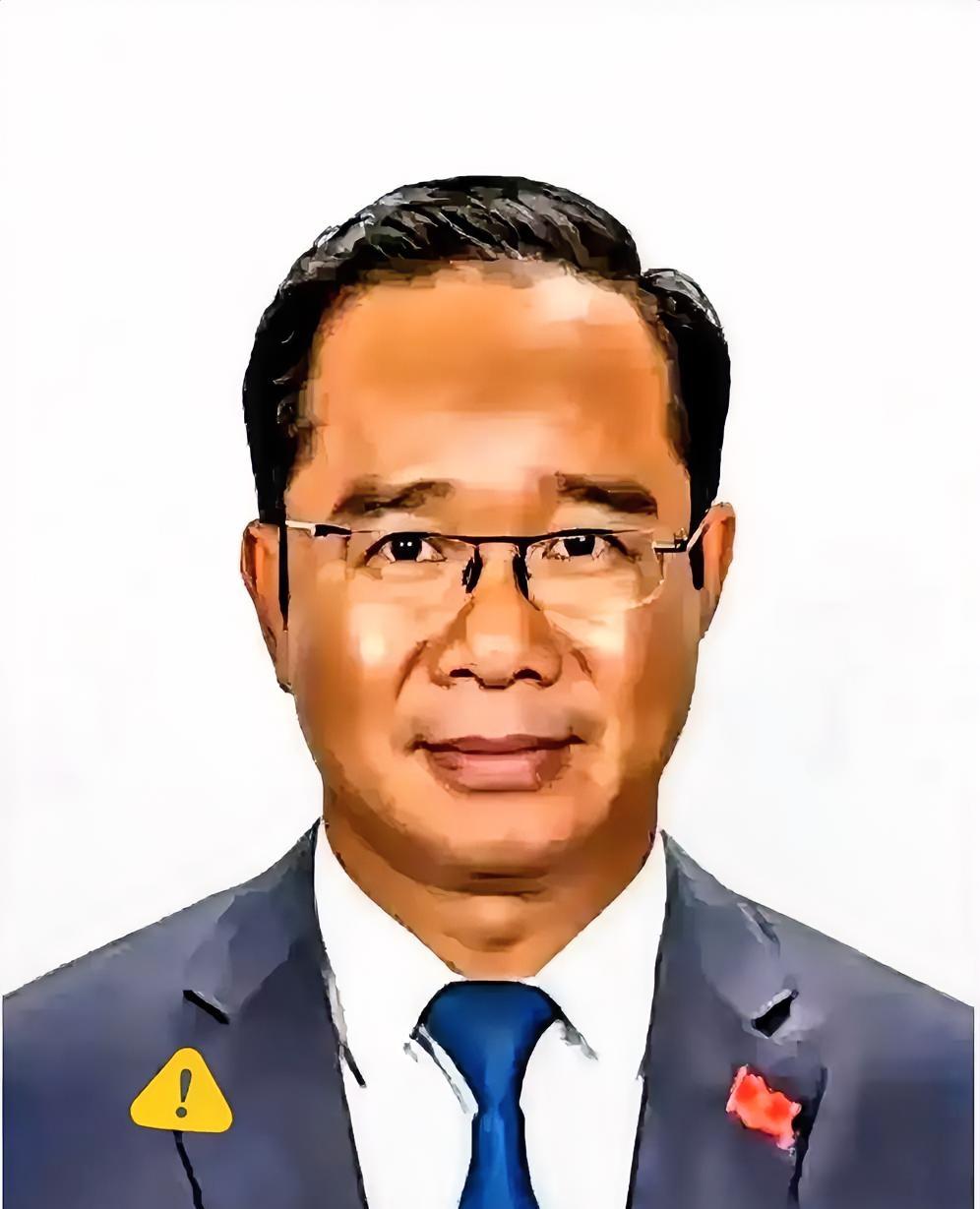 一个越南教授，当着全世界的面，扔下一句话。他说：“虽然我个人对中国有意见，但不