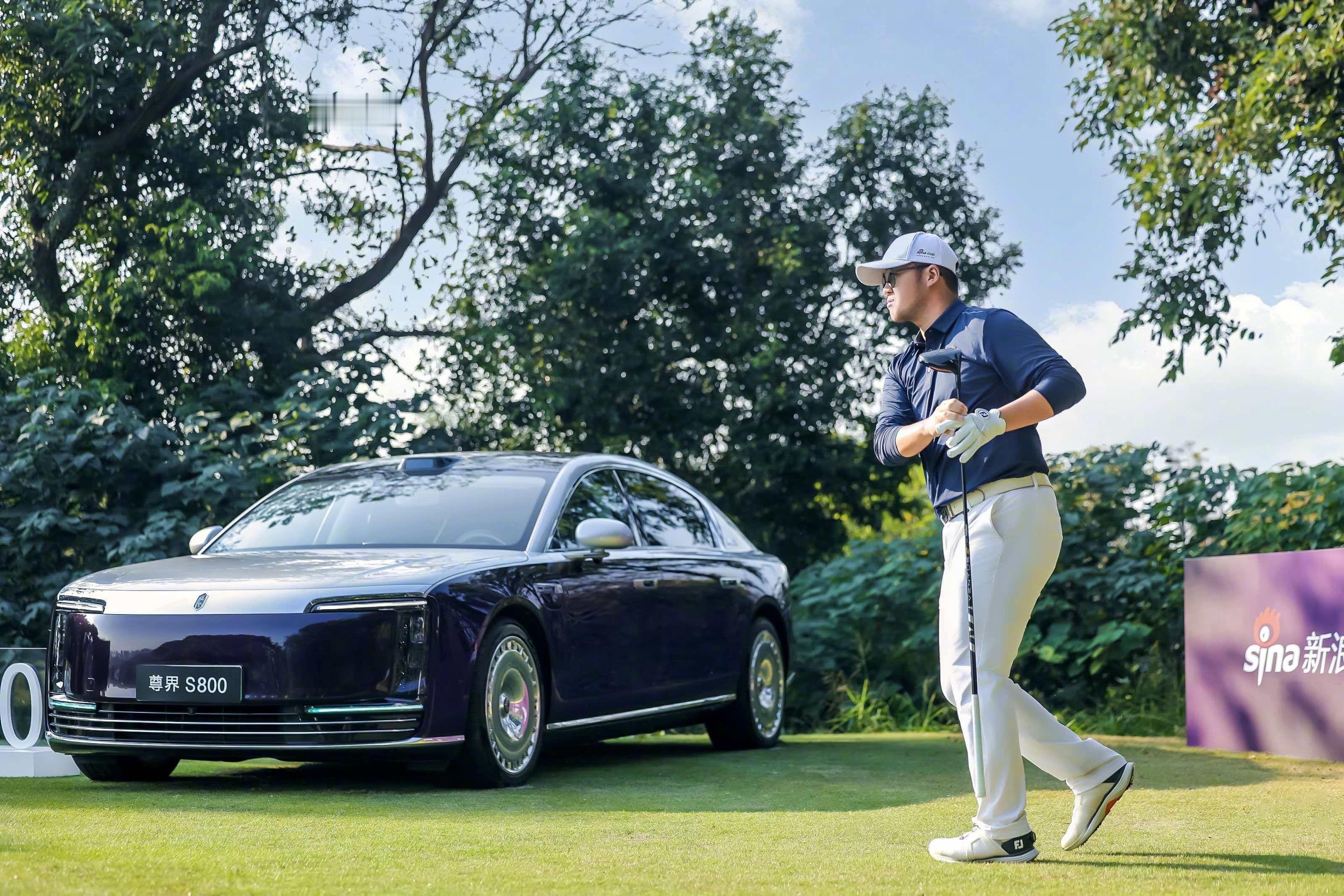 尊界S800高尔夫圈社交新名片这就是标签的意义，提到高尔夫，没有人会觉得这是一项