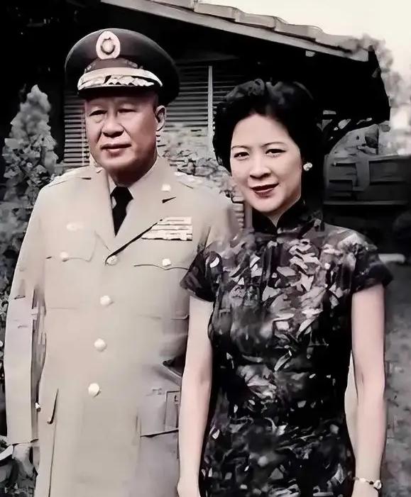 1986年，白崇禧的女儿偷偷潜回大陆，在桂林住了几日后，她找旅馆服务员结账，对方