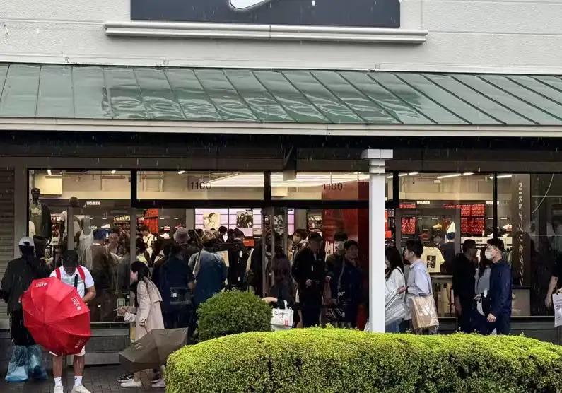 12月三大反常现象突袭！风向已变，读懂才算踏准节奏2025年12月，全球市