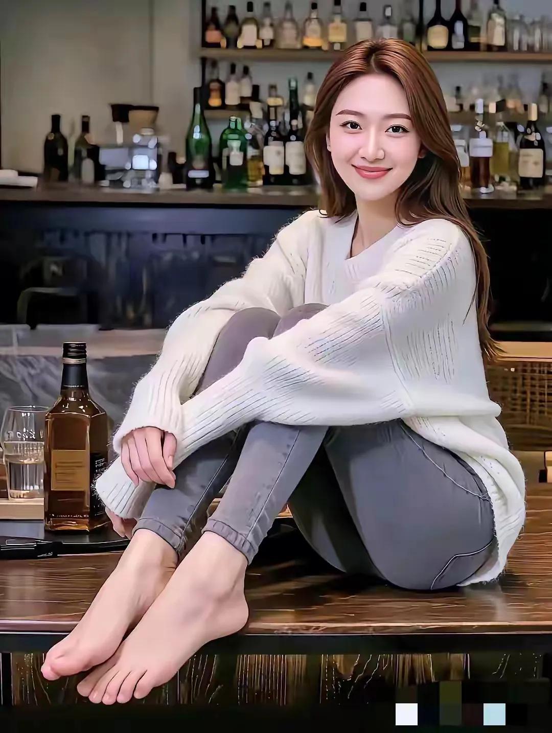 这个坐姿是不是很酷啊，想不想一起来坐坐，喝一个。