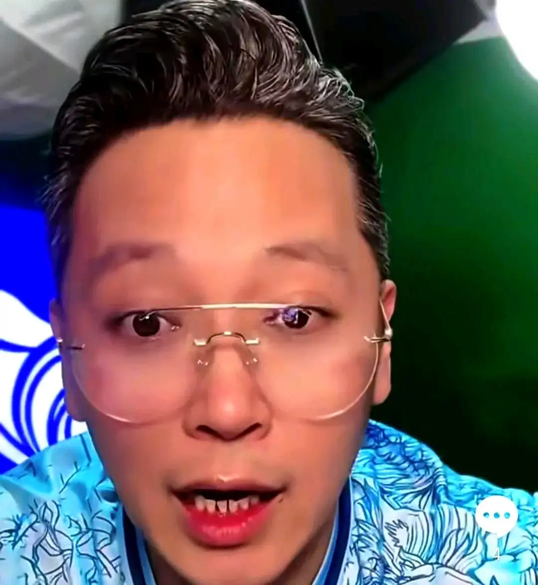 全网都在猜真相！周亮一句申花给泰山壮行，真的是针对海港吗？申花主场2‑3输给山东泰山之后，解说周亮的