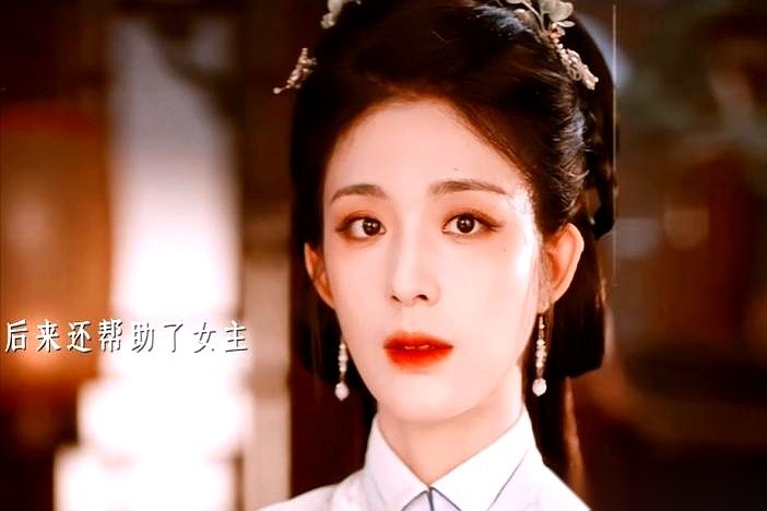 看《花开锦绣》这段剧情，千万别把吴小姐当成什么任人揉捏的娇弱小白花。前一天她还被人像件货品一样从侧门