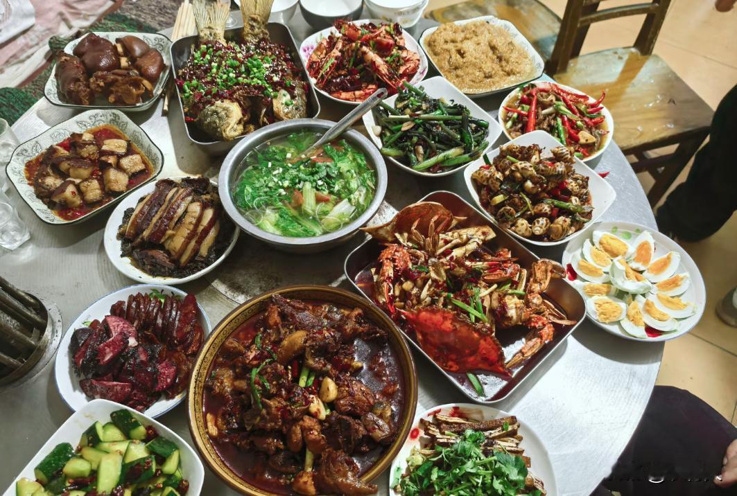 看菜系这是哪里的年夜饭？年夜饭过年