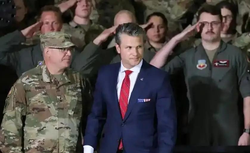 当地时间4月2日，美国国防部长赫格塞思一声令下，彻底解除美军基地私人持枪禁令！