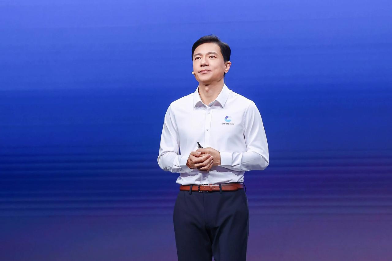 【百度AI开发者大会重磅发布九大新品，AI应用全面爆发！】4月25日，百度