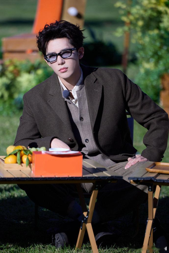 王安宇是深情眼不是生擒眼王安宇是深情眼不是生擒眼，《现在就出发3》王安宇的眼神杀