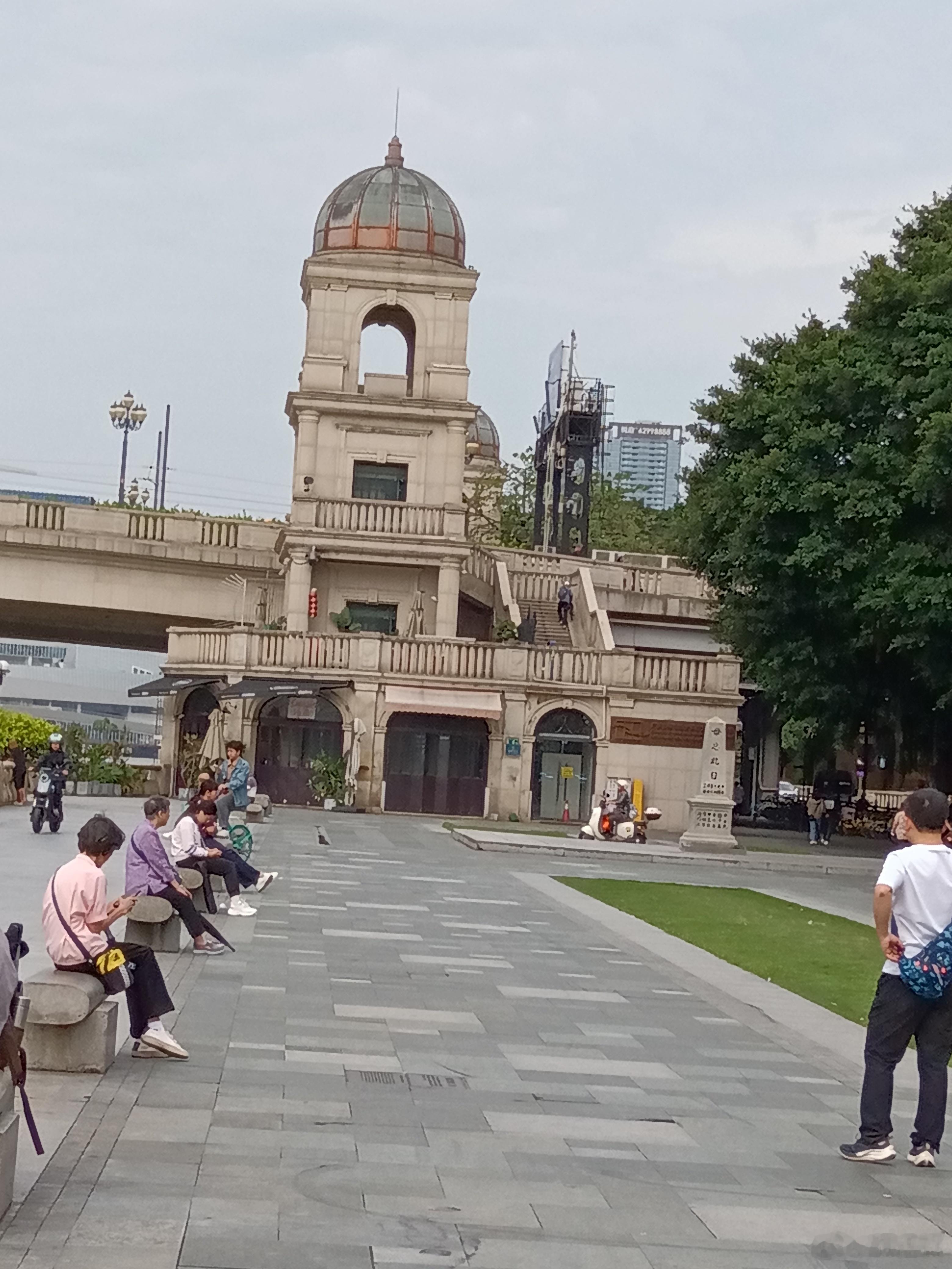 人生经济疯狂下行的时候，什么行业反而最容易赚钱？日本“失去的30年”，其实早就