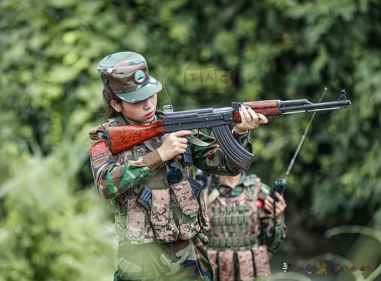 缅甸佤邦的佤2步枪