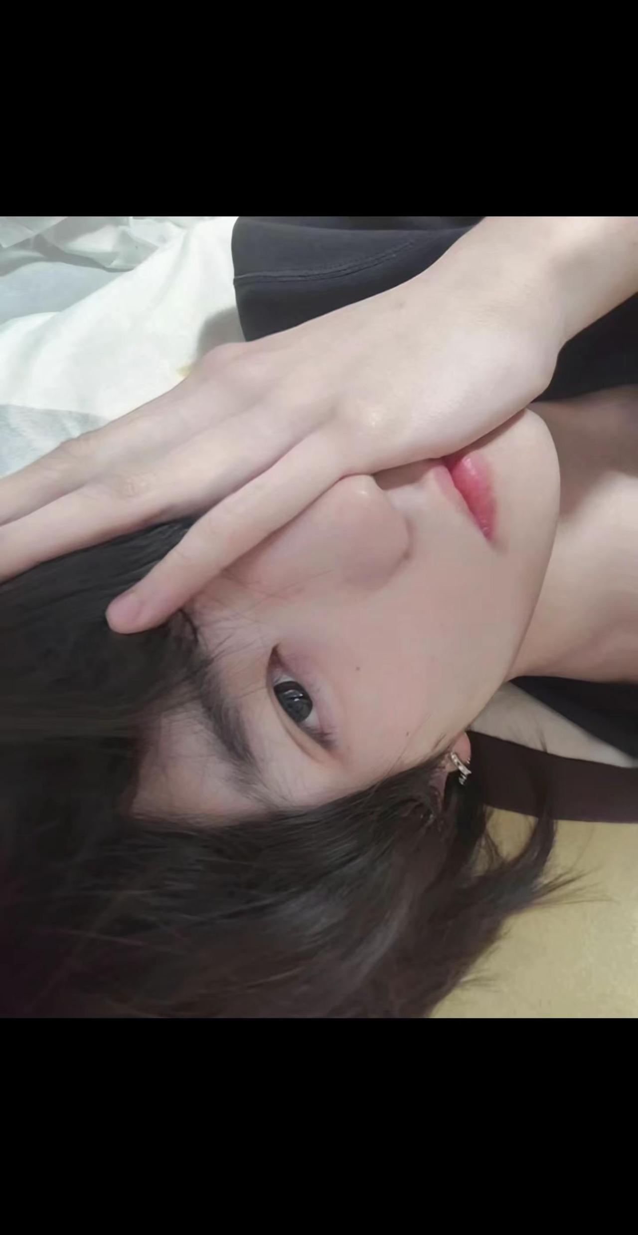 你暧昧对象那么多还管我干嘛男高丑帅侧脸会火（没流量重发一遍哈哈）