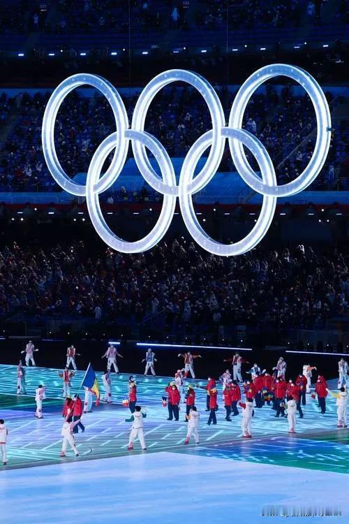 中国不再申奥？真相扎心巴黎刚落幕，奥委会主席刚夸完中国，北京转头就官宣：现阶段