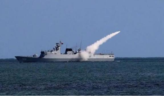 台湾国民党前主席洪秀柱，在接受采访时表示“如果台湾不是大陆的领土，那么凭什么当年