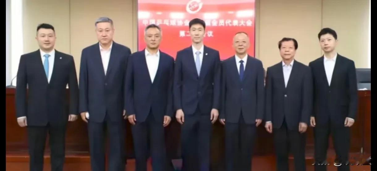 又有职位调整，很忐忑啊！巴黎奥运会中，国乒、国羽、游泳、跳水成绩最好，可巴黎奥