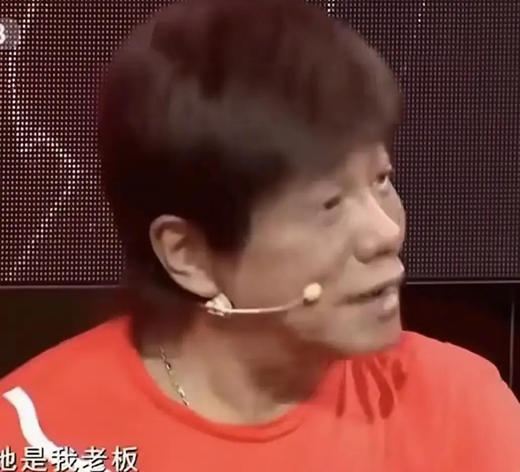 梁小龙当年为毁容前妻黎爱莲掏光400万港币，带她跑遍美国做二十多次植皮，四年花光