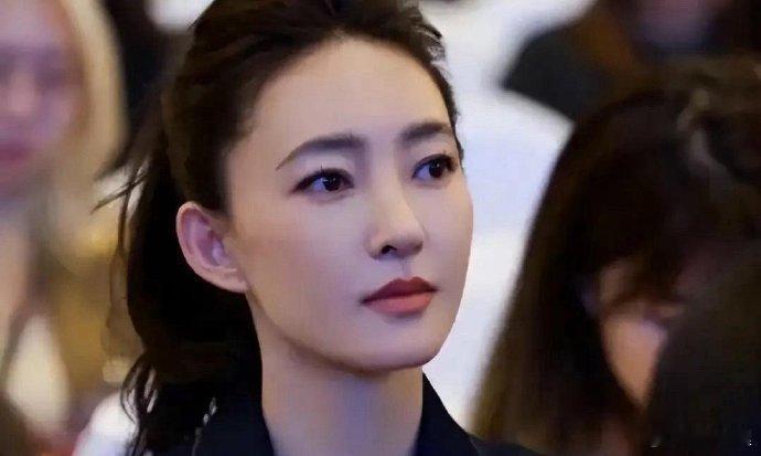 曾经被称为素颜女神的王丽坤，也断崖式衰老了