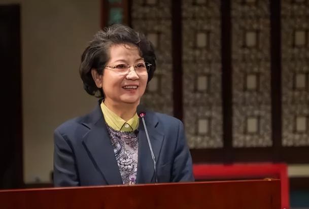 太痛心了！6月还到场观看郭玮演出的李维康老师走了，无数戏迷难以接受，而其家人透