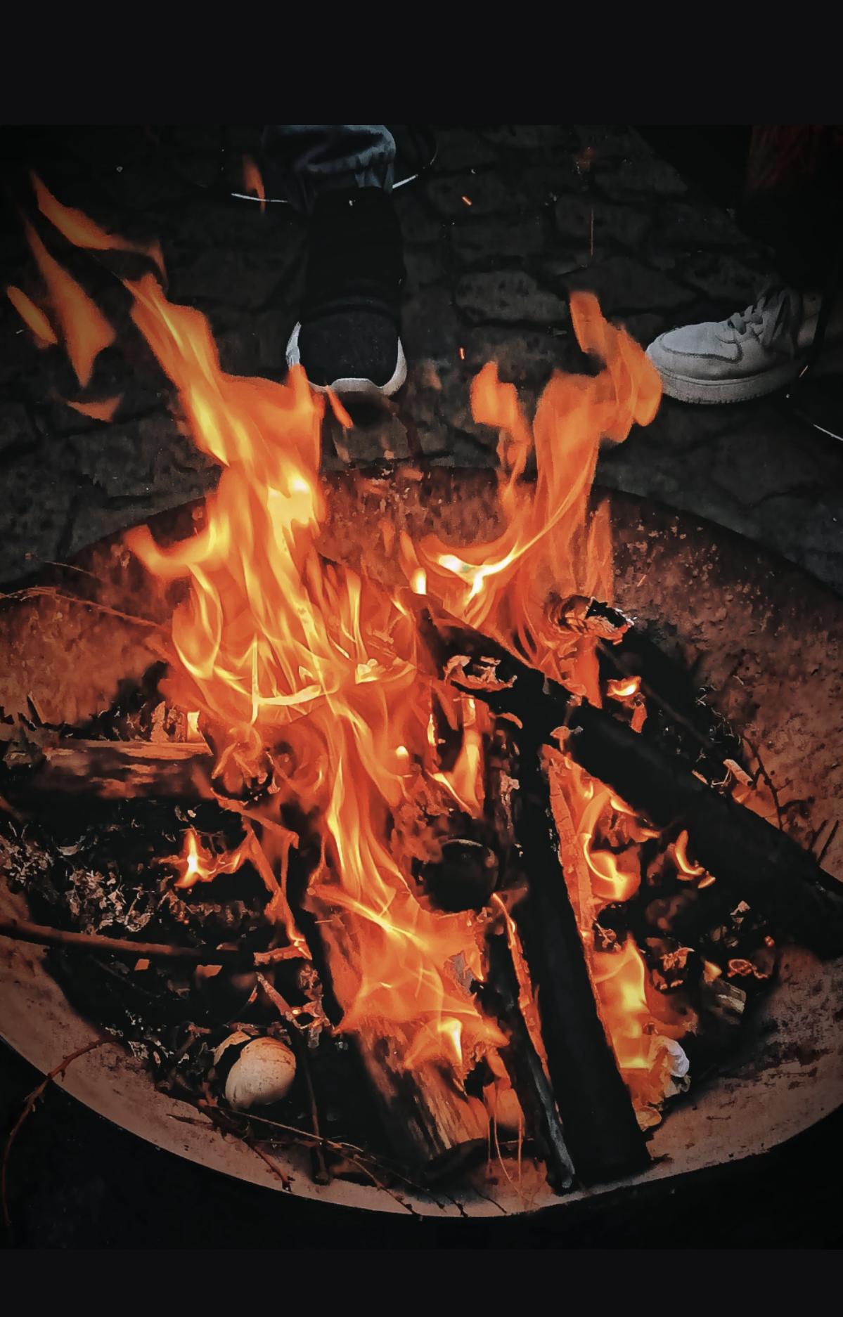 人到了中年，蕞大的心酸，是拼尽全力撑了一整年，却还是怕过年。以前走亲