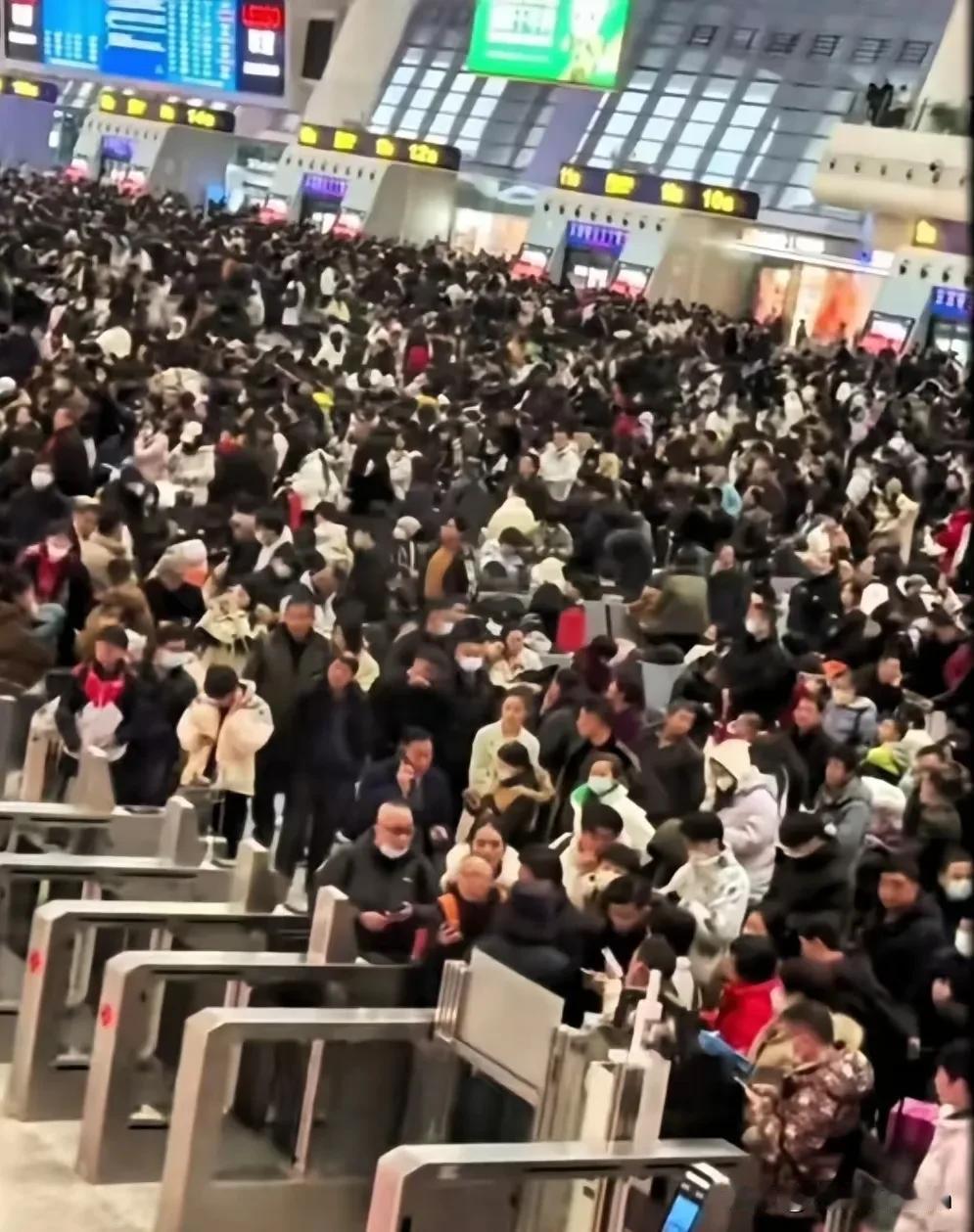 国家太用心了，​还没到年关，​就已经在琢磨农民工的事了，就是为了防止大家集中