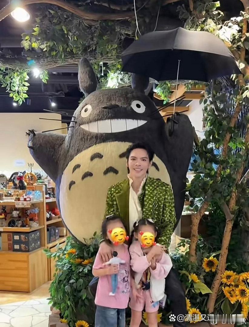 向佐晒自己儿女近照，两孩子长得好快​​​