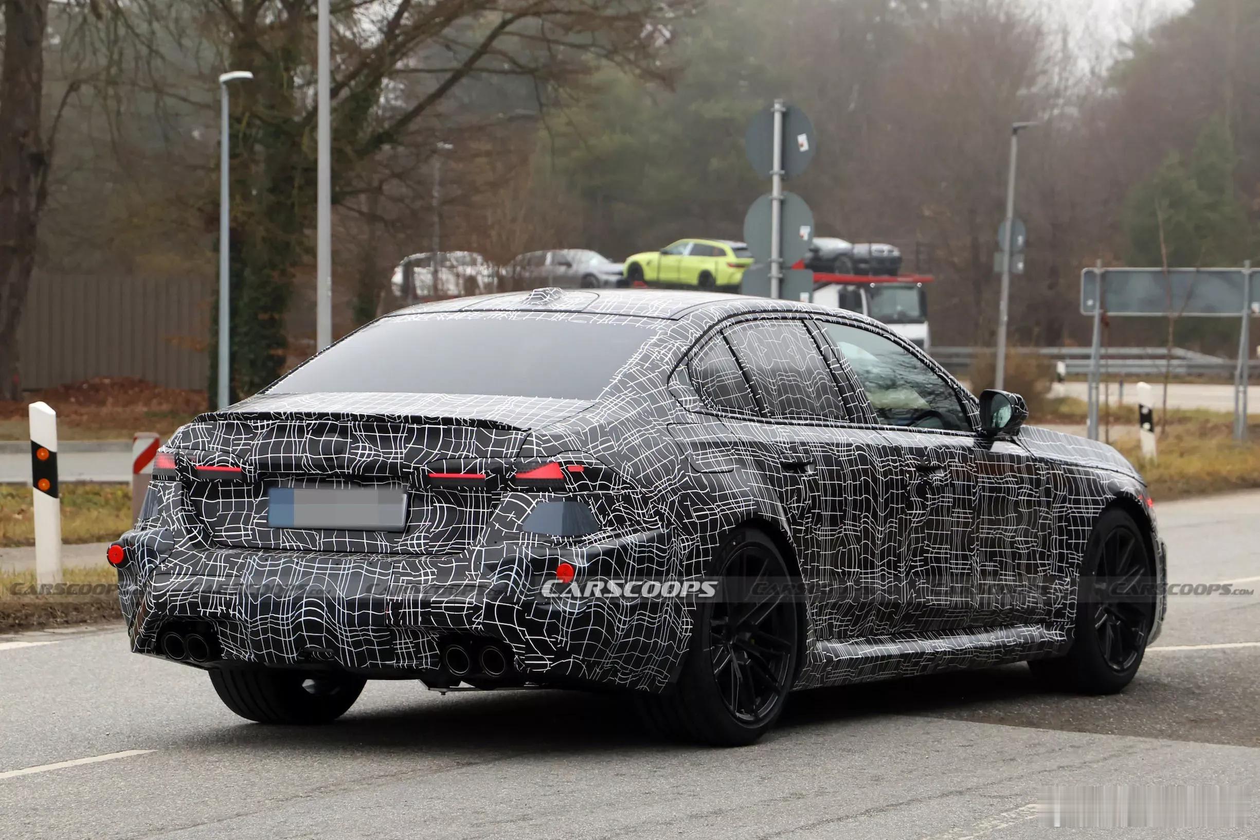 这么看宝马以后的设计语言就是复古了，看来时尚真的就是个轮回宝马