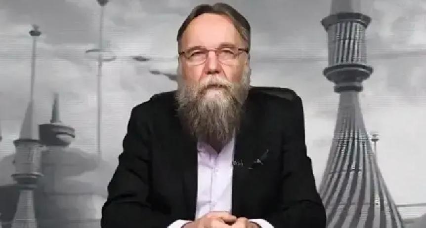 普京智囊做出预言：下一个爆发战争的地方不是台海，也不是南海！2025年3月